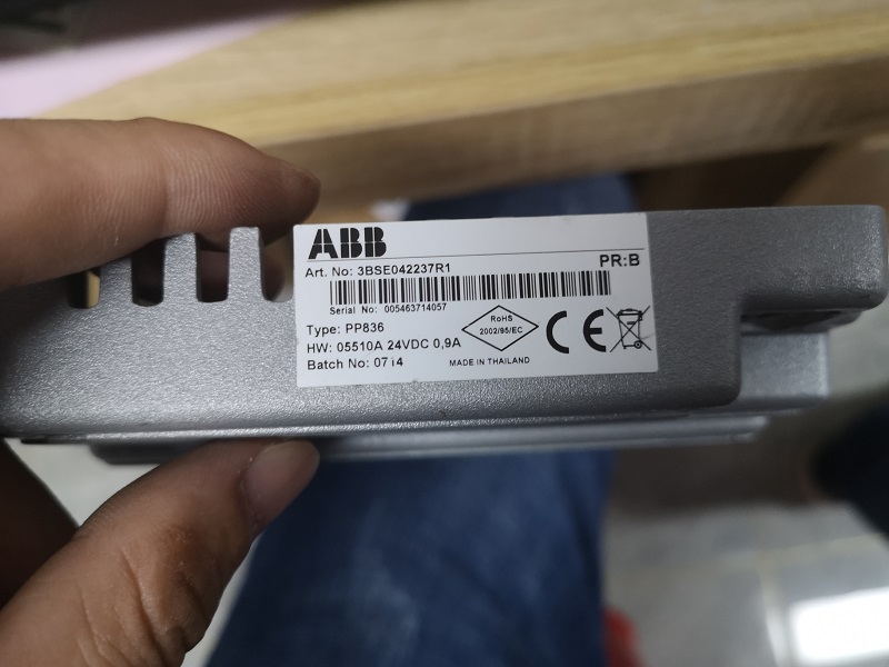 ABB 3BSE042237R1 操作面板
